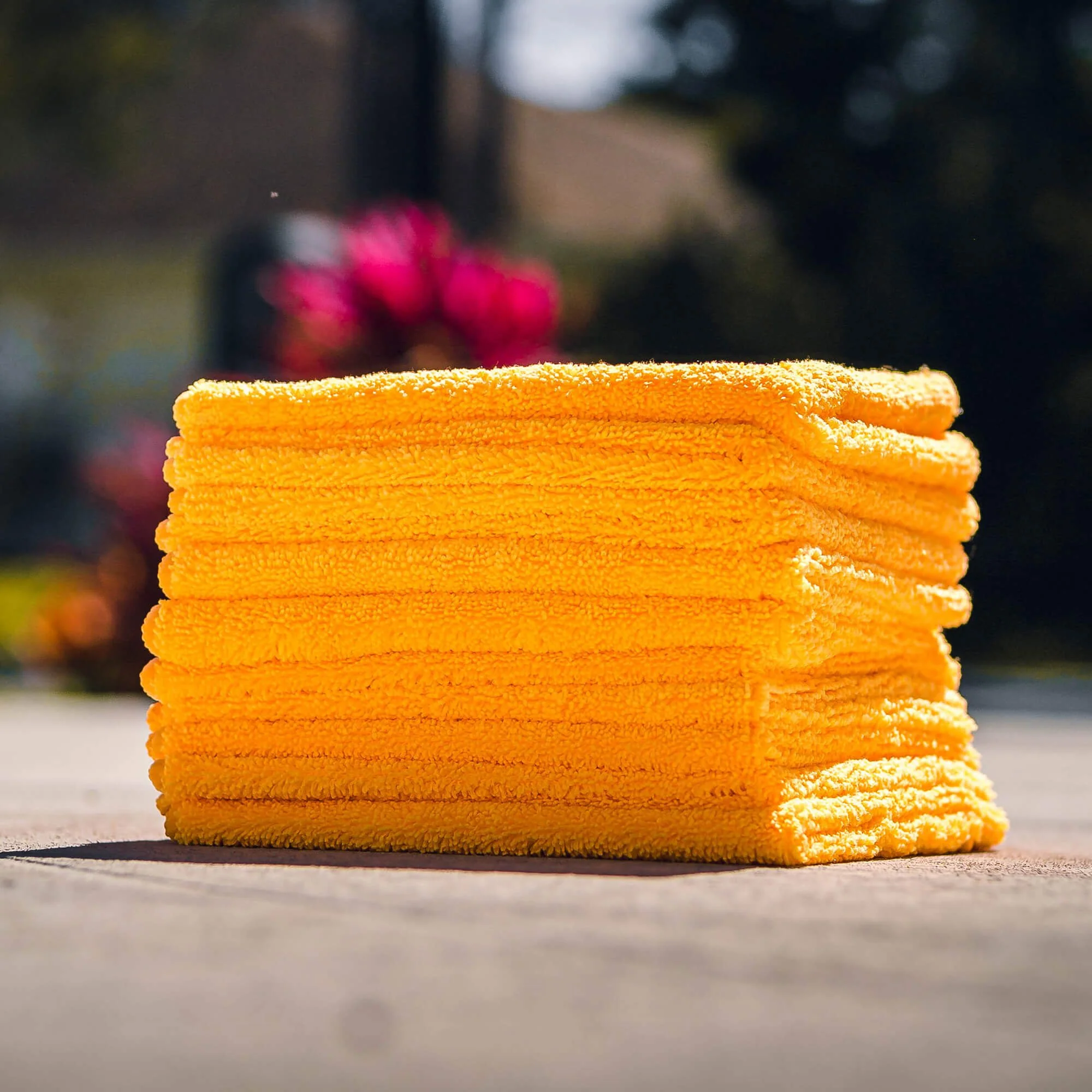 MycroPro™ 16" Microfiber Detailing Towel - Image 2